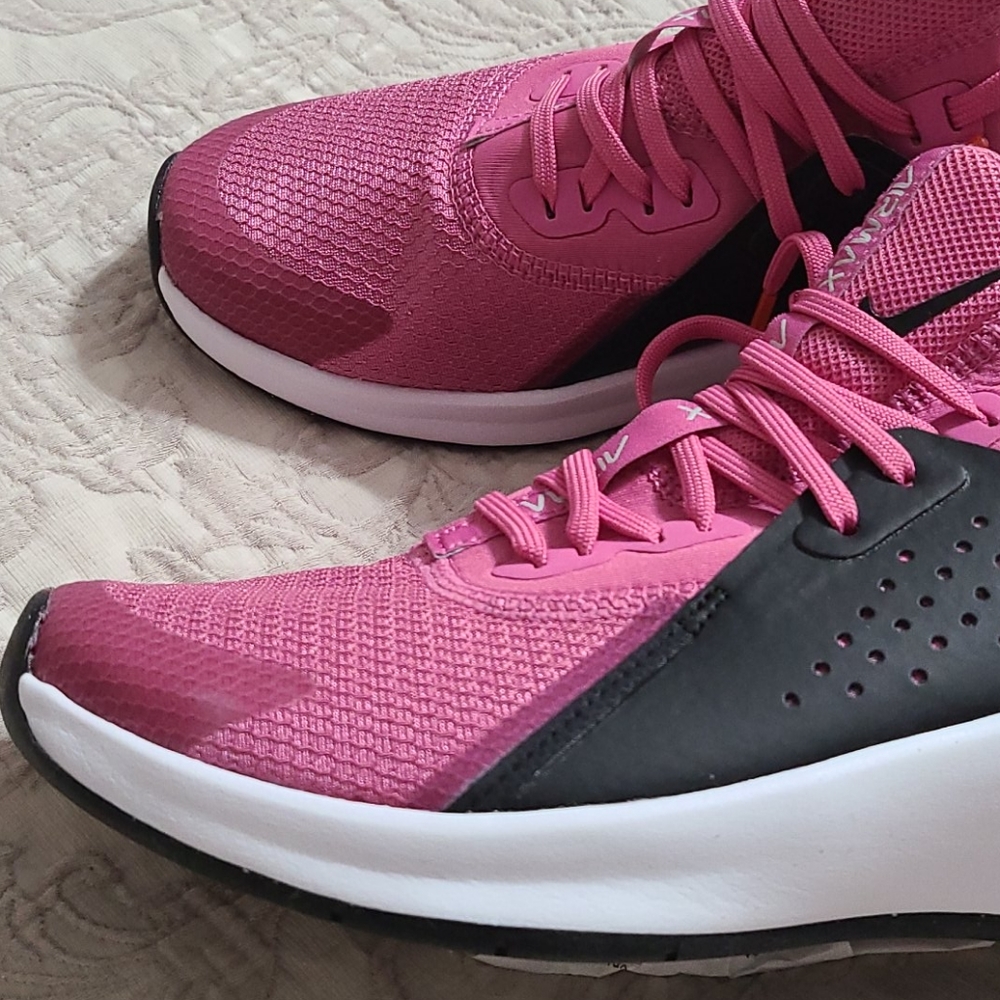 New Nike Air Max Bella TR 3 Sneaker - Picture 6 of 16